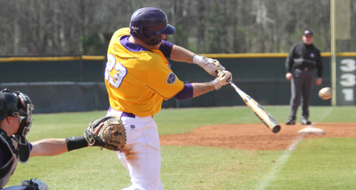 Golden Eagles kick off road trip at Middle Tennessee