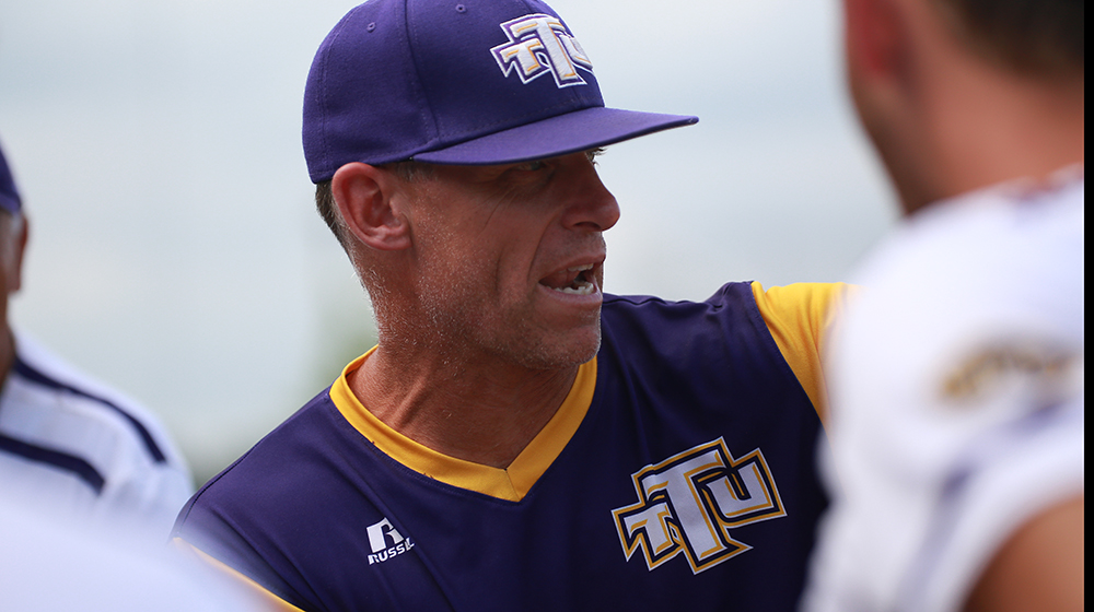 Bragga named TBCA Division I Coach of the Year for third time in nine years