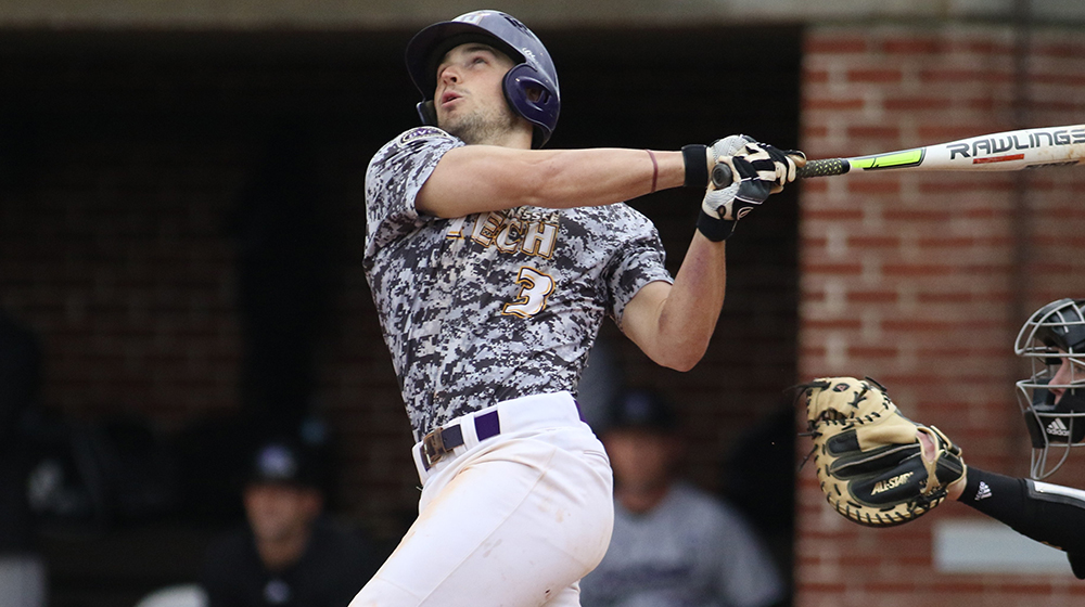 Long ball propels Golden Eagles to 13-8 victory over SIUE in series opener