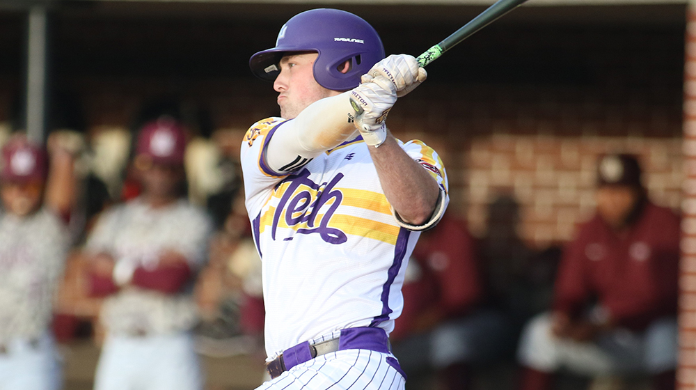 Offense leads Golden Eagles to doubleheader sweep over Redhawks