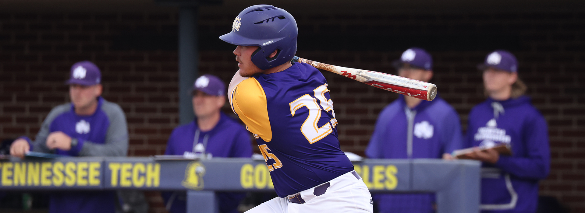 Golden Eagles fall to in-state rival Middle Tennessee in midweek action
