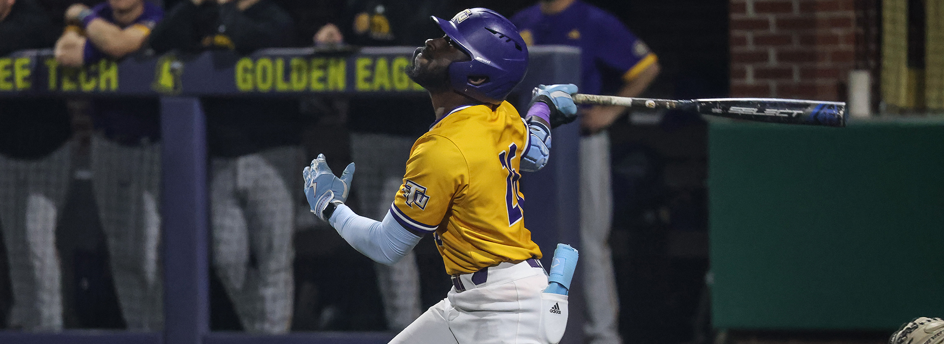 Offense explodes in Tech's 12-2 win over Western Illinois