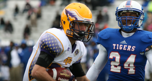 Tennessee State squeaks by Golden Eagles 22-21 on last-second score