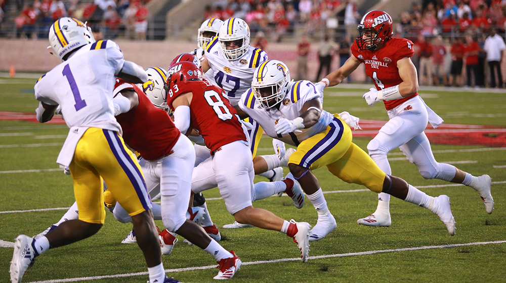 Tech football falls 48-20 to No. 9 Jacksonville State, but continues to build