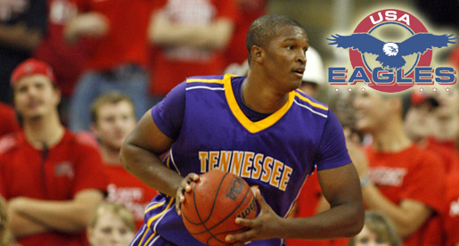 Barnes to compete in East Asia with U.S. Eagles basketball team