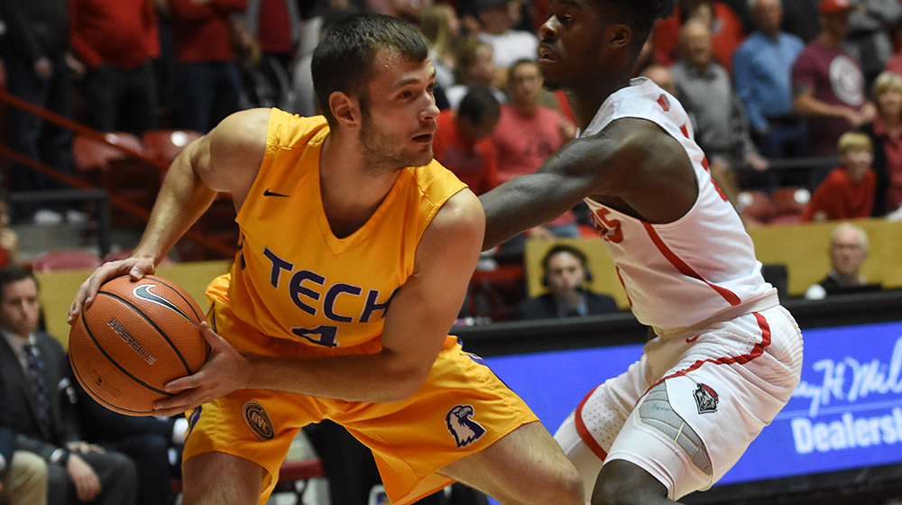 Golden Eagles rally, outrun New Mexico 104-96 in marathon in The Pit