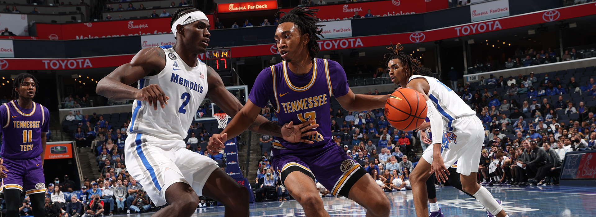 Golden Eagles fall on road to No. 12 Memphis in season opener
