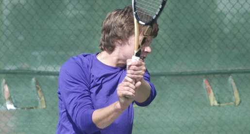 Chattanooga edges Golden Eagle tennis squad, 4-3