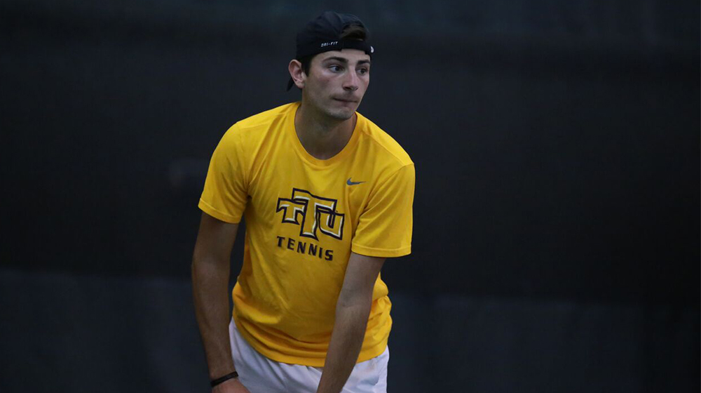 Eduardo Mena makes history with opening round win in the NCAA DI singles championships