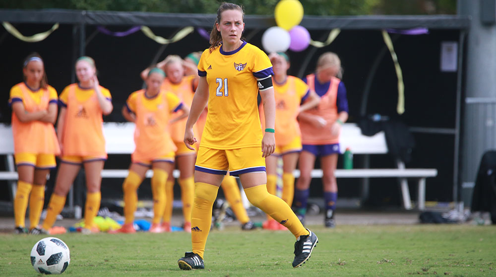 Former Golden Eagle Tina Marolt signs with professional soccer team in Italy