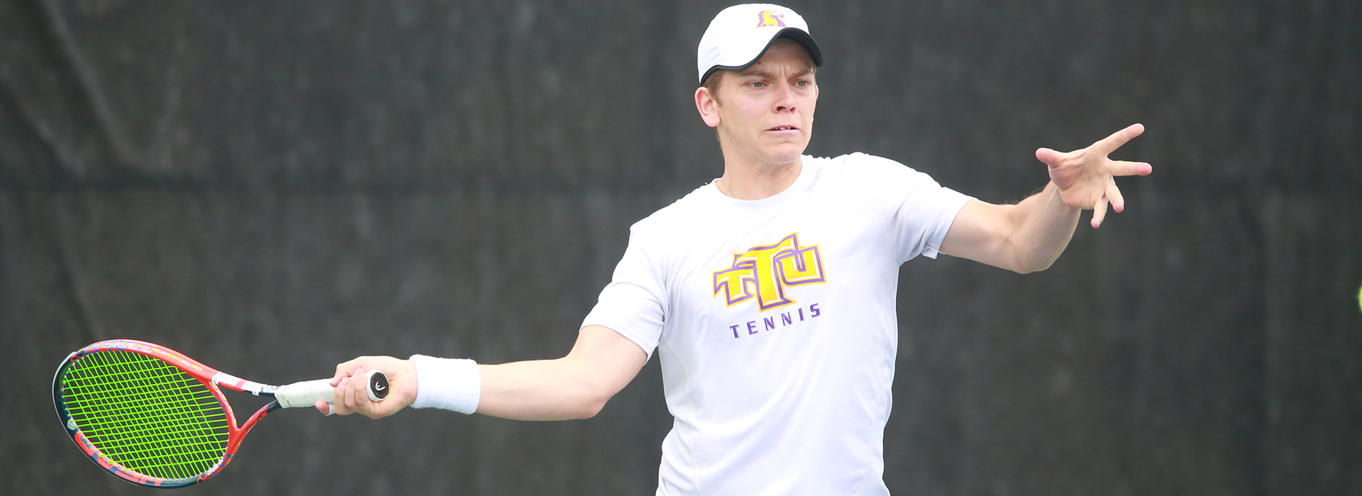Golden Eagle tennis unwraps spring season with pair of defeats at No. 6 Tennessee