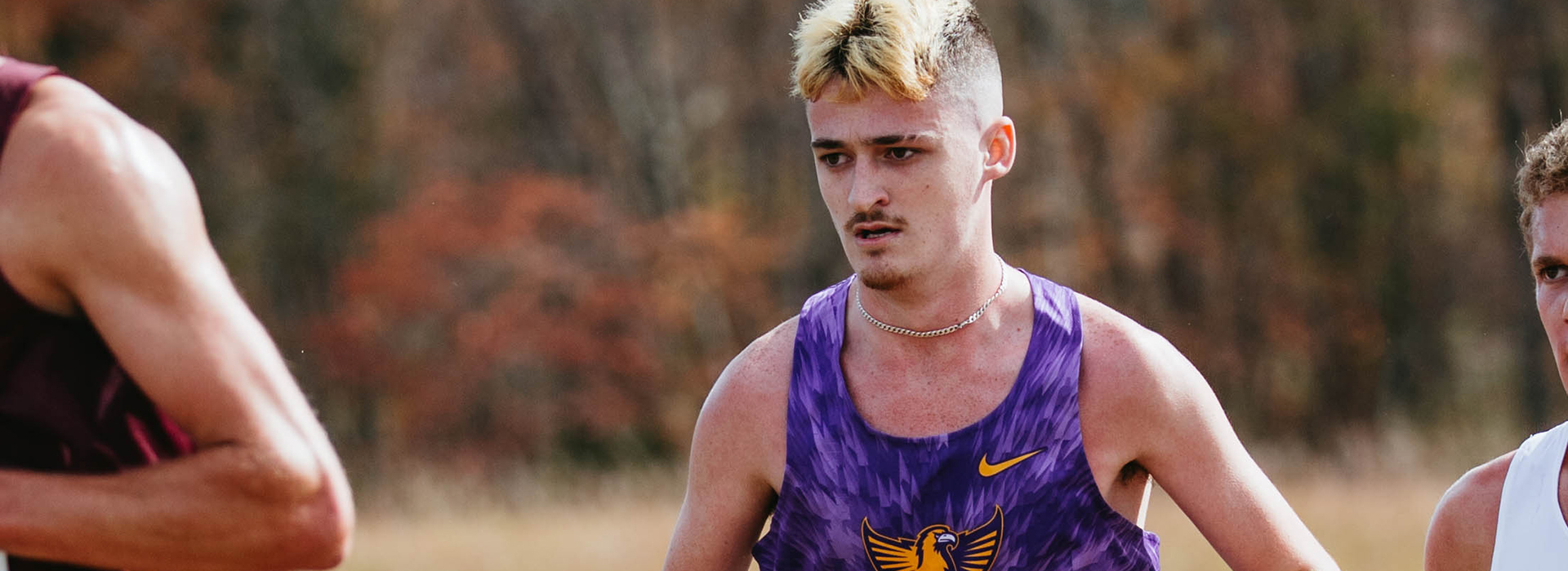 McCaul delivers top-five, Golden Eagle cross country teams record top-10 runs in Louisville