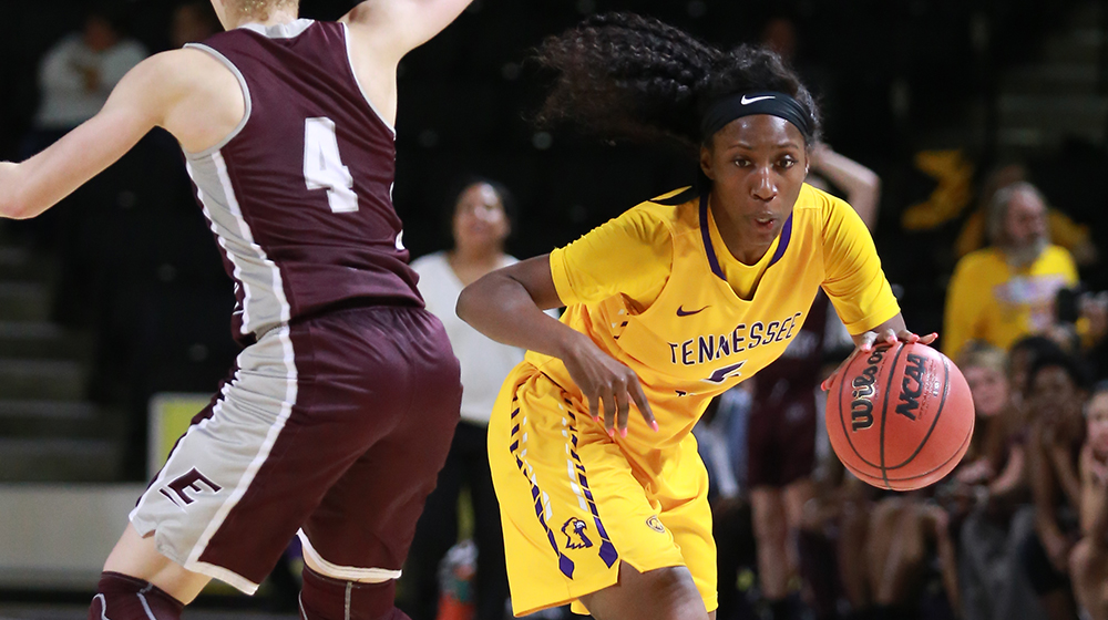 Golden Eagles fend off Colonels to claim 53-51 victory on Saturday