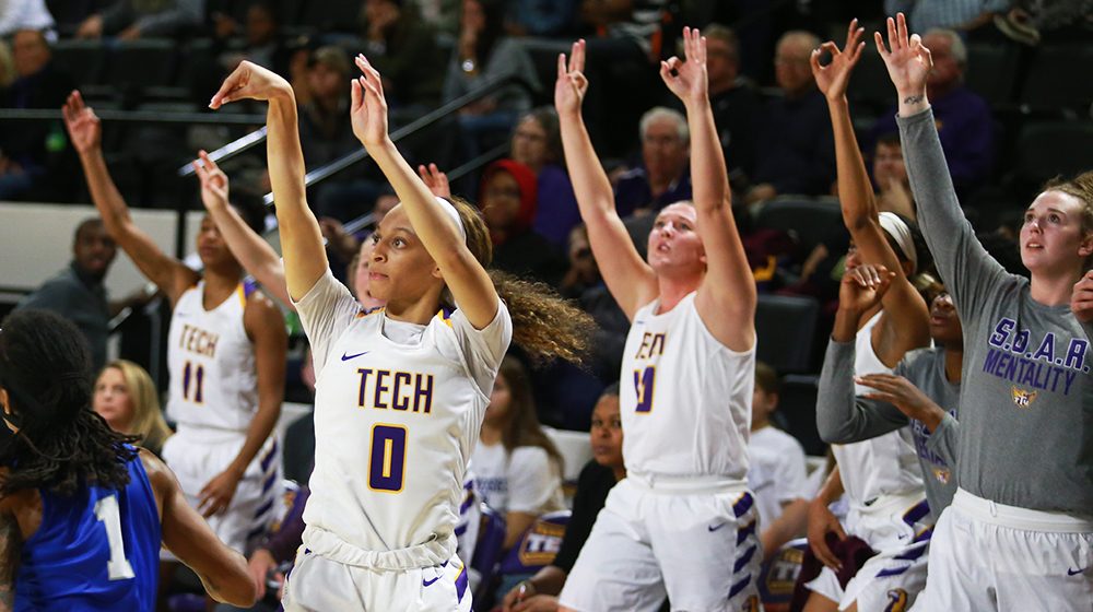Sweet, sweet victory: Tech outlasts Middle Tennessee for colossal rivalry win