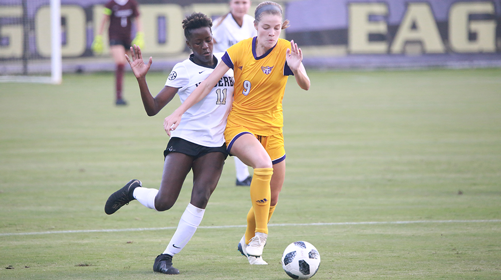Late goal lifts Vanderbilt past Golden Eagles in team's first exhibition
