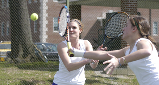 Cran wins singles point as Golden Eagle women fall to Chattanooga, 6-1