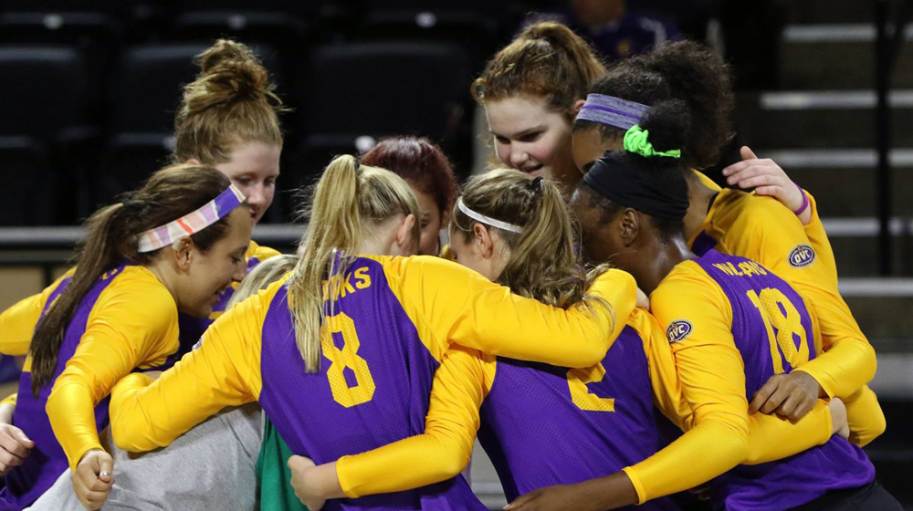 Golden Eagle volleyball opens 2016 season at Catamount Volleyball Classic