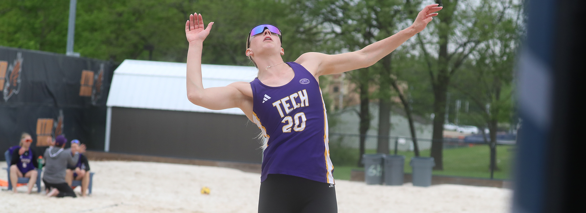 Tech falls in pair of 4-1 bouts on day one of final OVC weekend