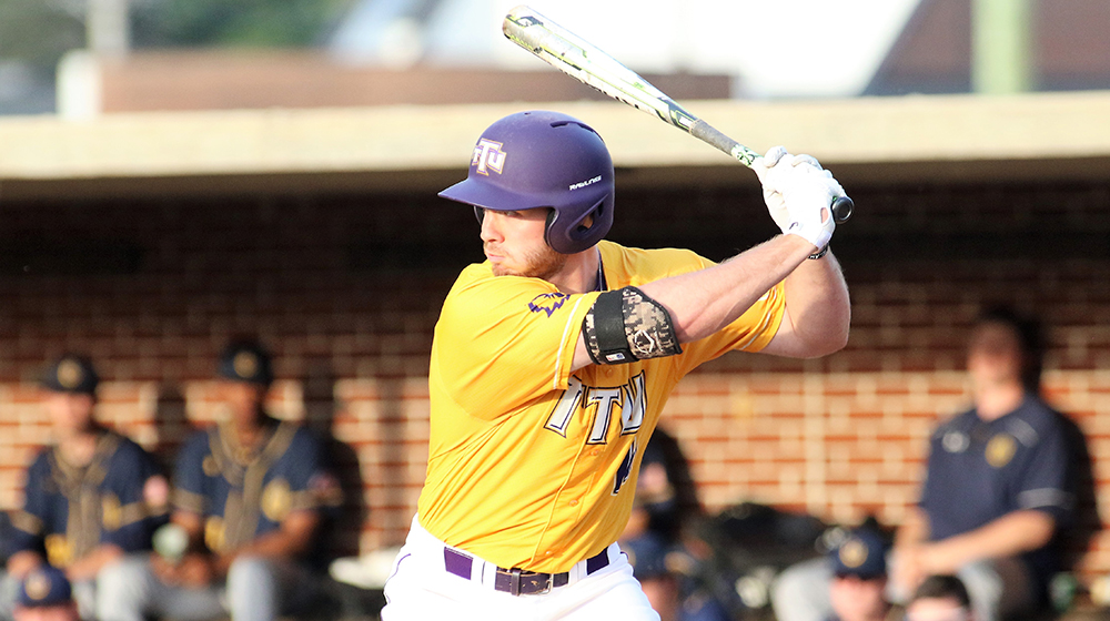 Flick's three-run shot, great pitching lead Golden Eagles past Belmont, 4-1