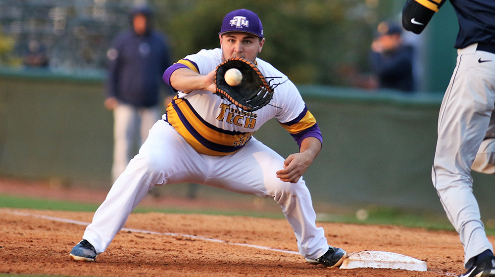Golden Eagles head north for three-game series at SIUE