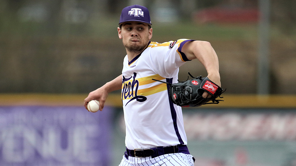 Golden Eagles fall in series finale at Austin Peay