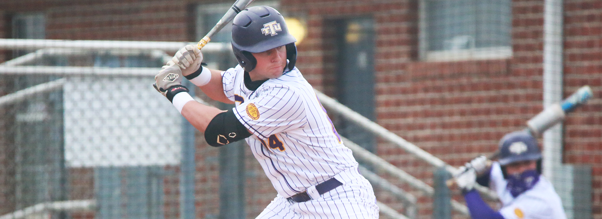Golden Eagles poised for midweek tilt with No. 5 Tennessee