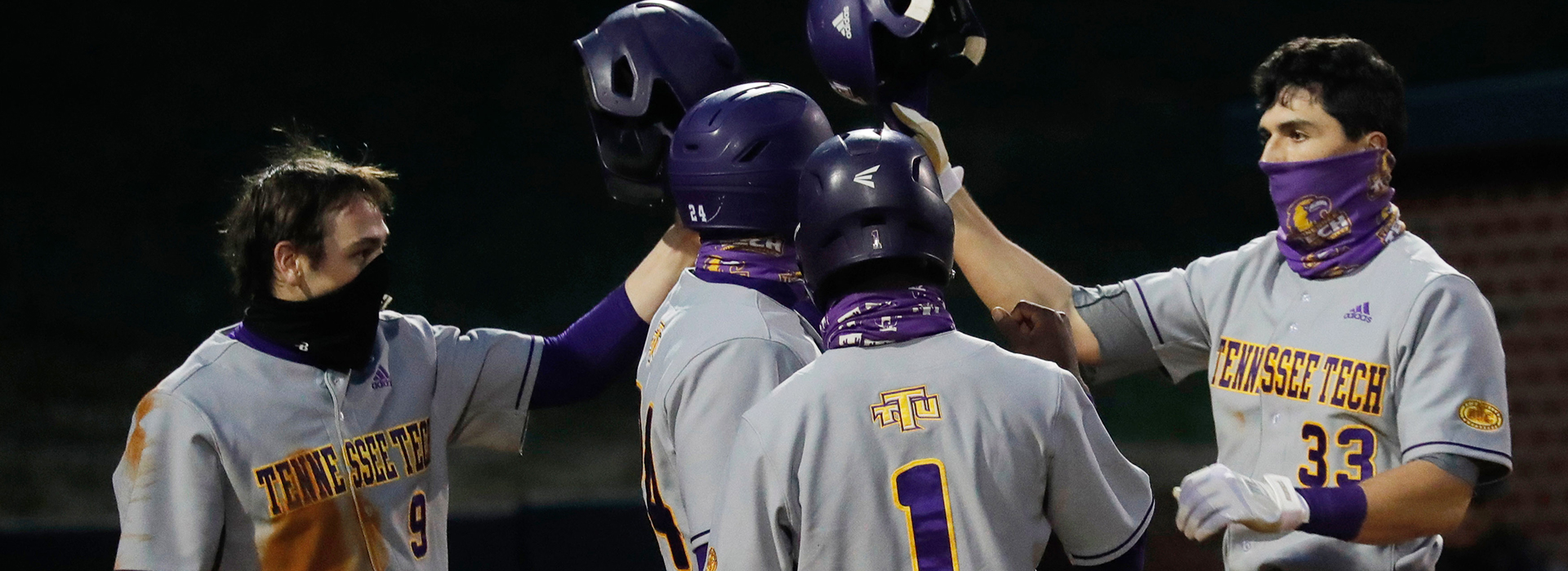 Golden Eagle bats sing in 13-6 victory at Austin Peay in OVC opener