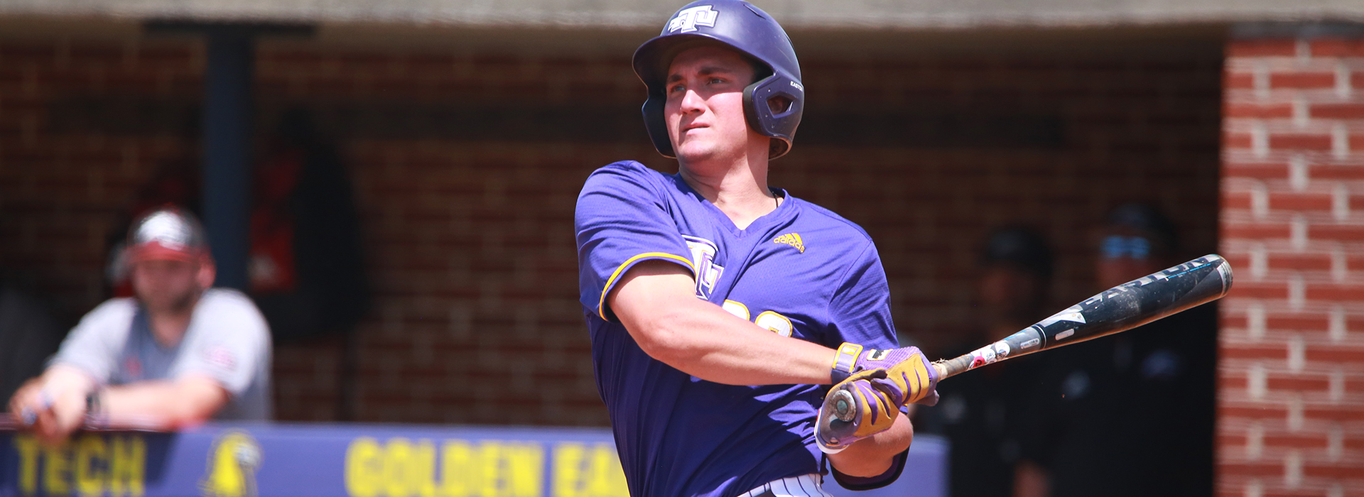 Golden Eagles make midweek visit to No. 16 Tennessee Tuesday