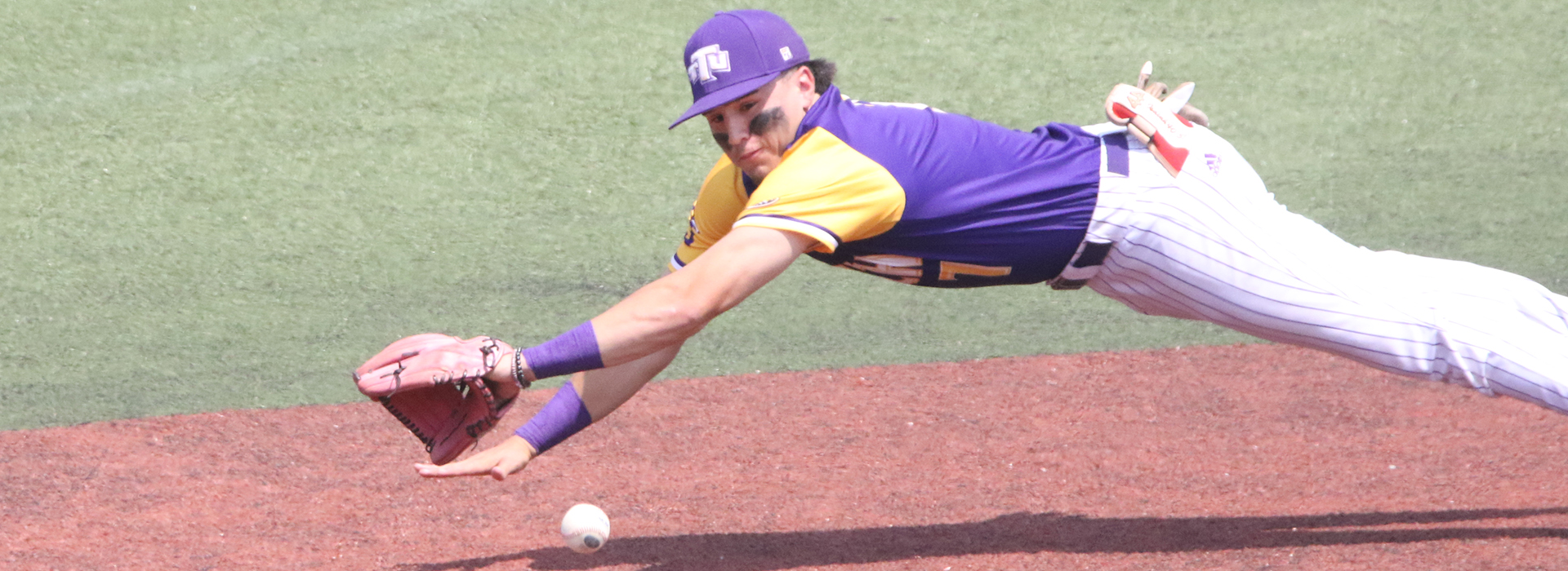 Brilliant pitching, defense lead Tech to double-elimination portion of OVC Tournament