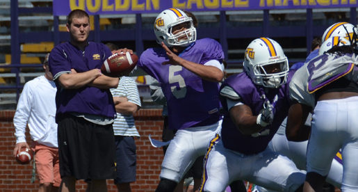 Quarterbacks shine at first scrimmage of the spring