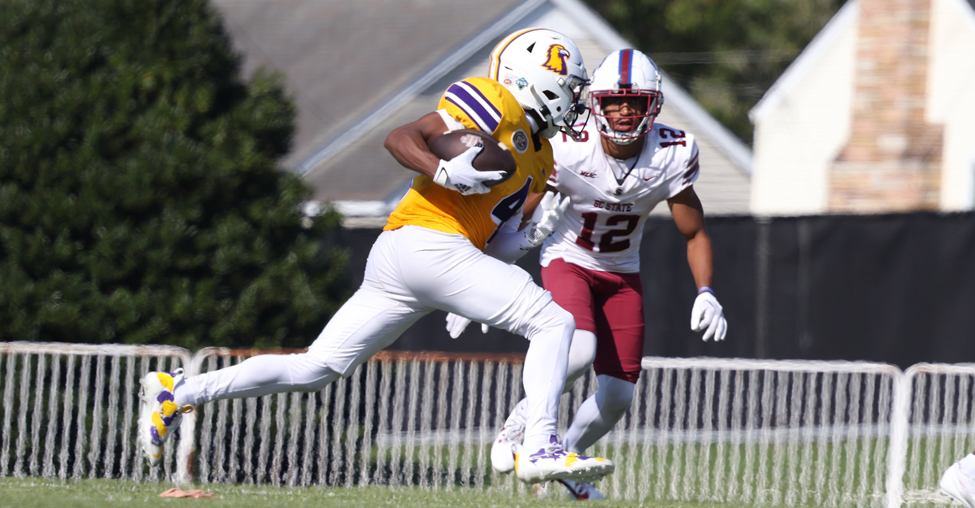 Golden Eagles battle with SC State, fall on last-second attempt