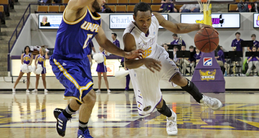 Golden Eagles win fourth straight at home, top UMKC Kangaroos by six