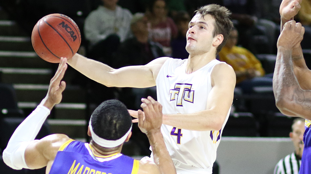 Hot-handed Golden Eagles down OVC East Division rival Morehead State, 76-73