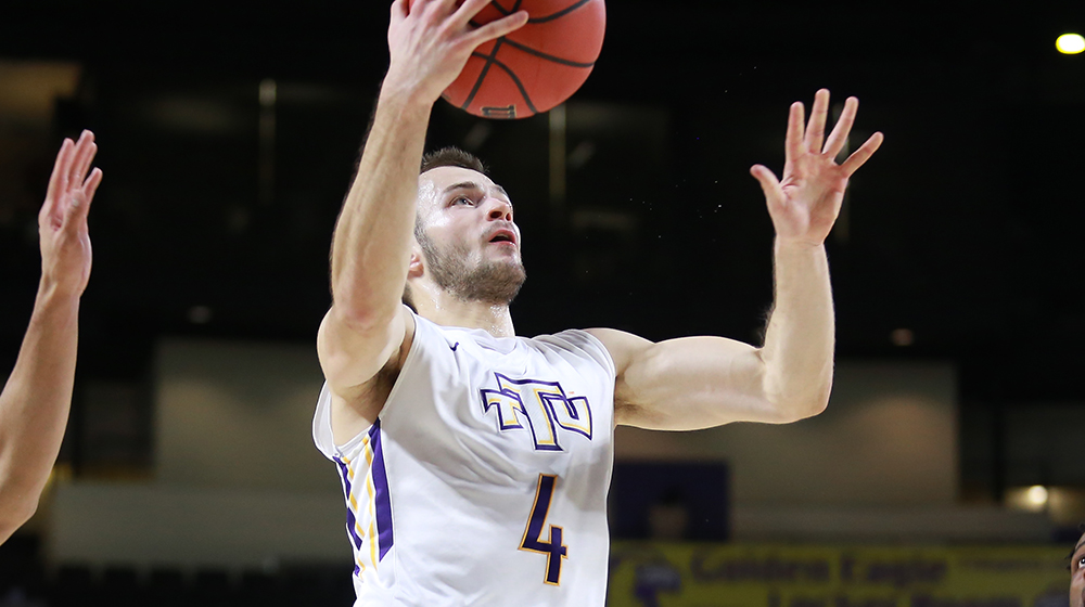 Tech downs Austin Peay, remains perfect in Eblen Center