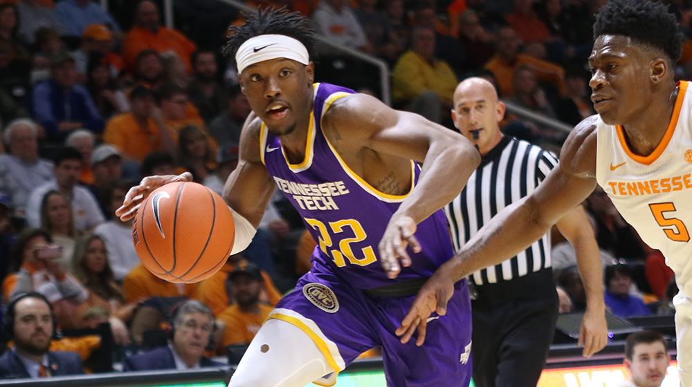 Tech men's basketball kicks off OVC play at Tennessee State Thursday