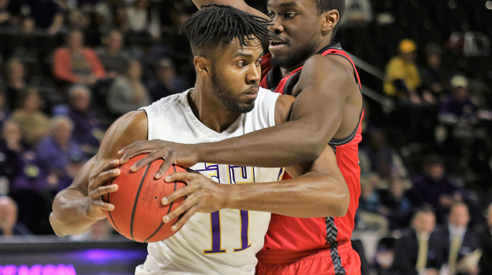 Late rally not enough, Golden Eagles fall at Jacksonville State