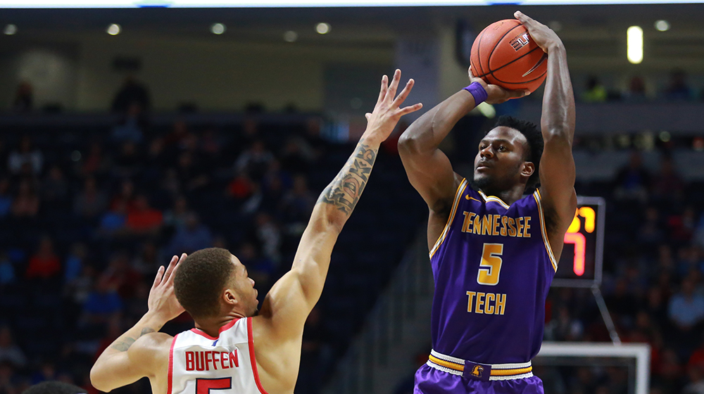 With solid effort at Ole Miss closing out non-conference slate, Golden Eagle men see progress along the way