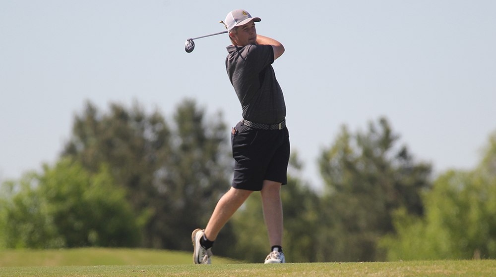 Golden Eagles eighth at OVC Championships with one round to play