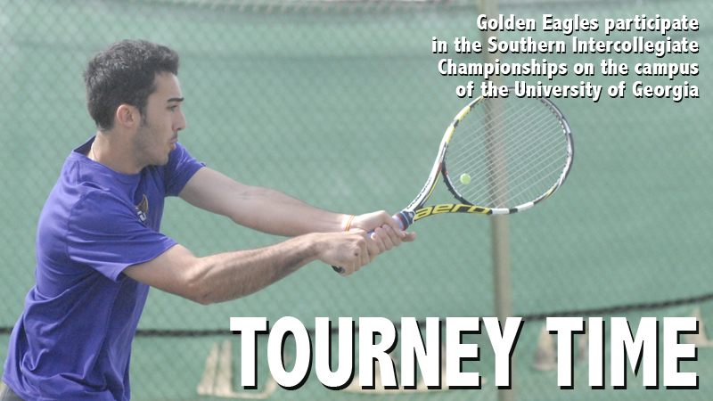 Golden Eagles tennis takes part in first tournament of the fall