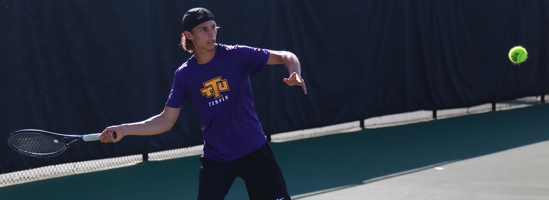 Tech tennis tops Southern Indiana for second consecutive win