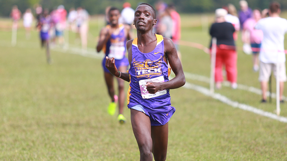 Tech cross country puts exclamation point on regular season with dynamic finishes at Blazer Classic