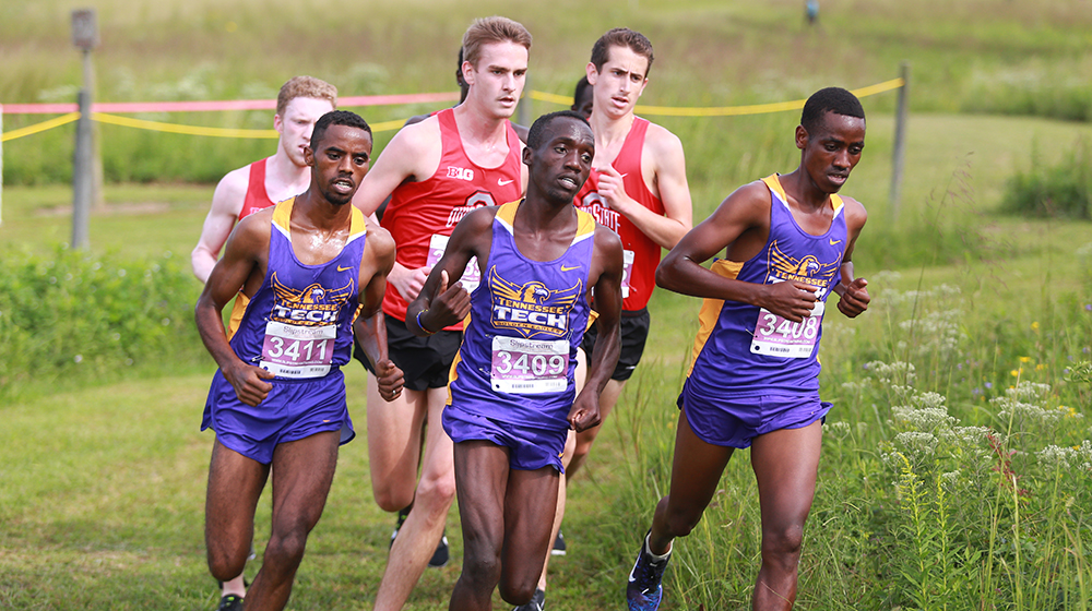 Sanga’s school record, men’s top-five finish highlight breakout performance at Commodore Classic