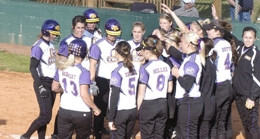 Four tournaments, 23 home games featured in '11 softball schedule