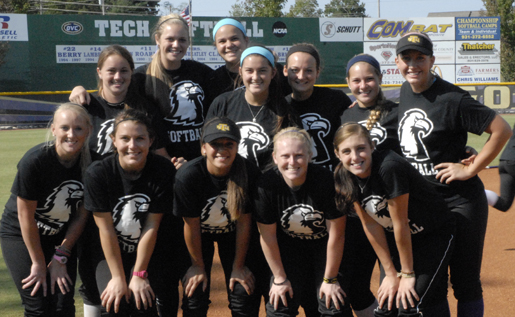 Softball adds 12 newcomers to an already powerful roster