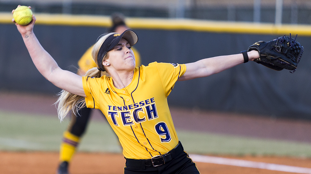 Golden Eagles head to Chattanooga for weekend tournament