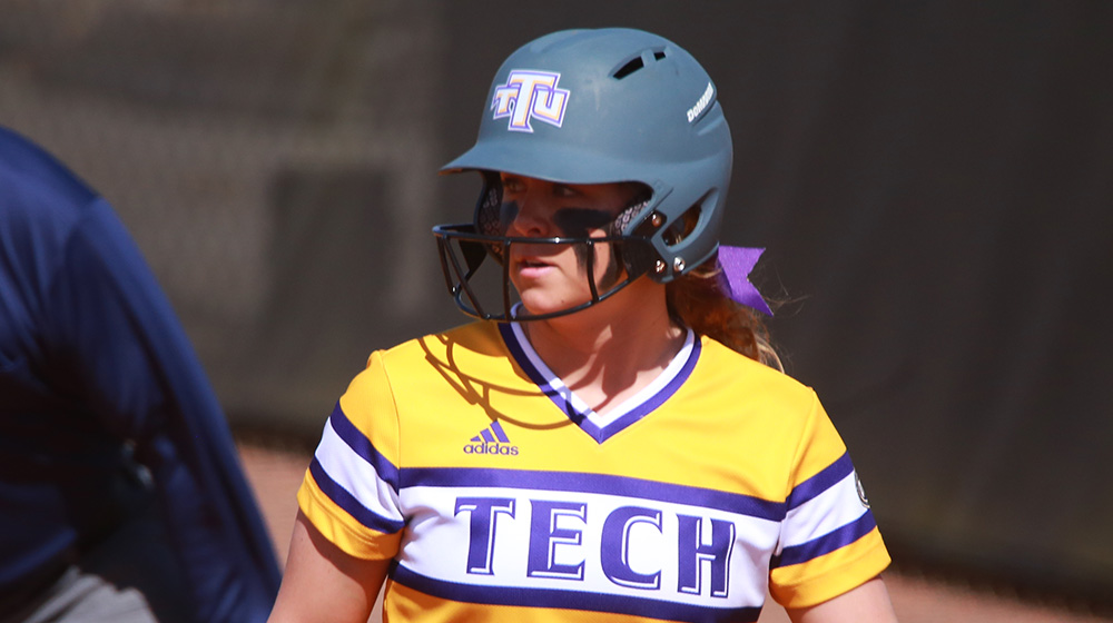 Tech splits Sunday twinbill with SIUE