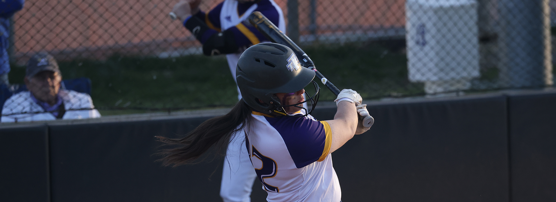 Buettner drives in six as Golden Eagles win eighth straight