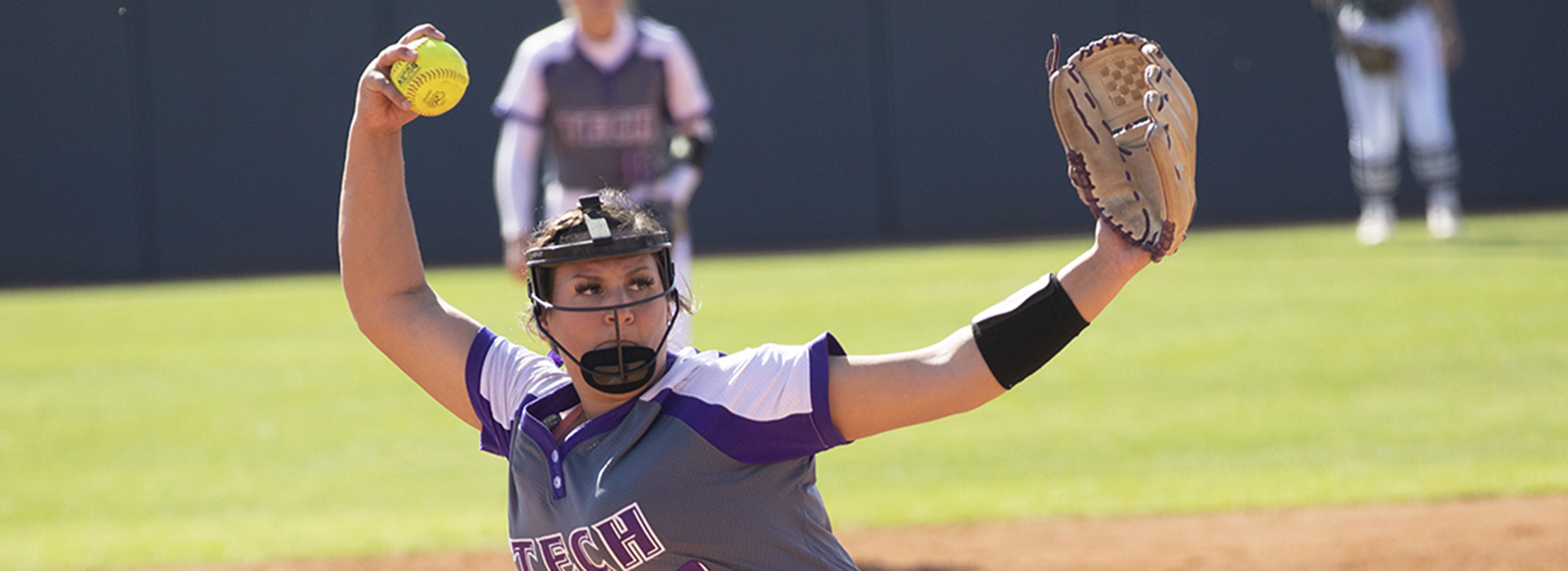 Golden Eagle softball faces weekend test at home vs. SEMO
