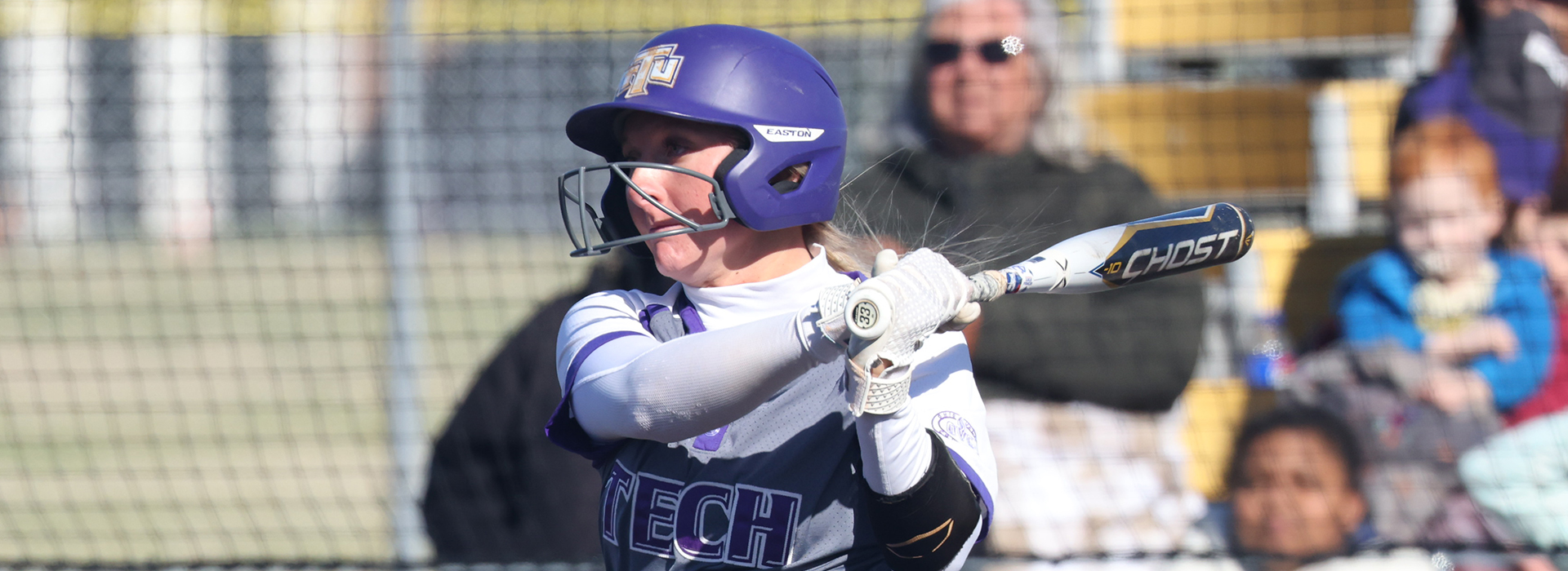 Golden Eagle softball sweeps doubleheader vs. Southern Indiana