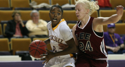 Golden Eagles outlast Lee in exhibition game to tip off season